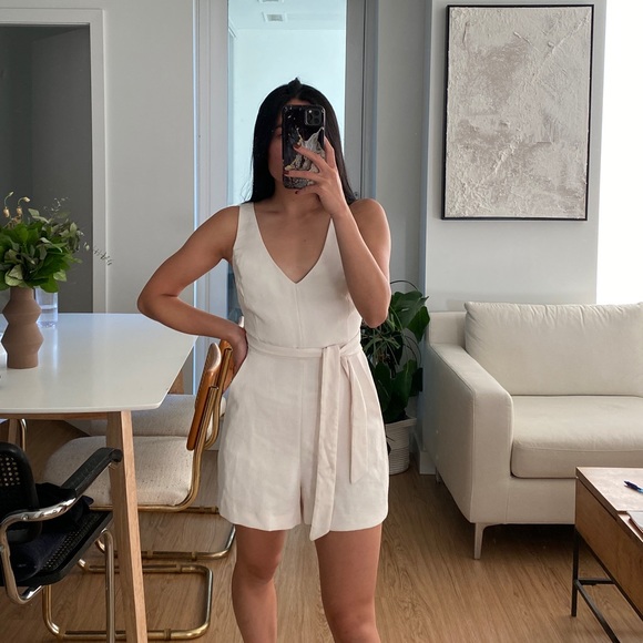 Aritzia Pants - Wilfred Aperture Romper